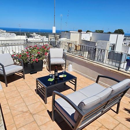Casa Josephina - Three Level Stone Home With Balcony, 2 Roof Terraces & Sea Views Ostuni Ruang foto