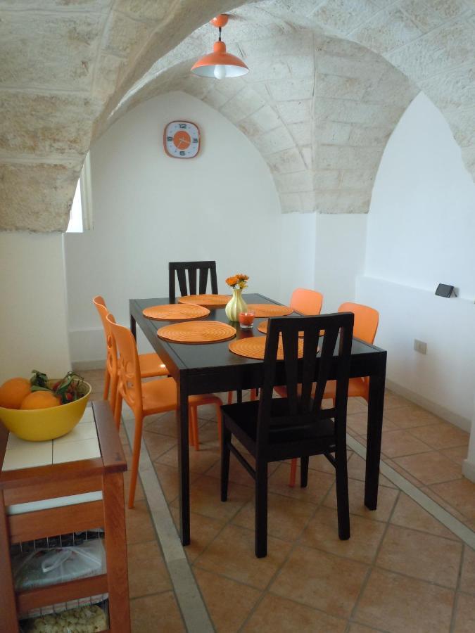 Casa Josephina - Three Level Stone Home With Balcony, 2 Roof Terraces & Sea Views Ostuni Bagian luar foto